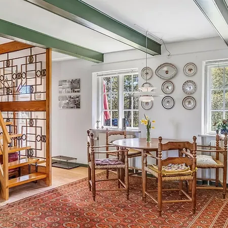 Ibbe - 3-5km From The Sea By Interhome